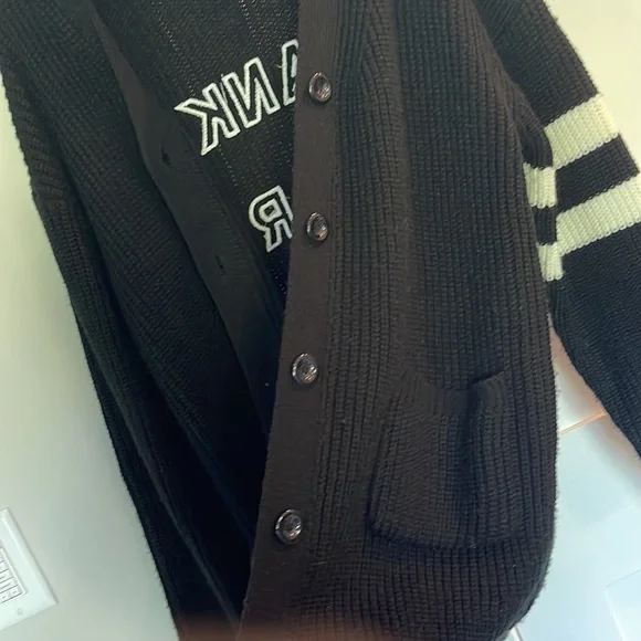 OVER SIZED Cardigan - Picture 4 of 5